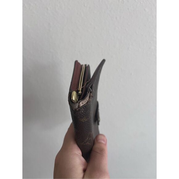 Louis Vuitton Viennois Kisslock Wallet - Picture 3 of 14